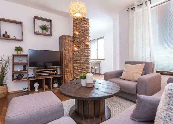 Apartman ★ Chic & Elegant 1 Bedroom In Eagle's Nest Complex ★ Close To Gondola And Bar Street Banszko