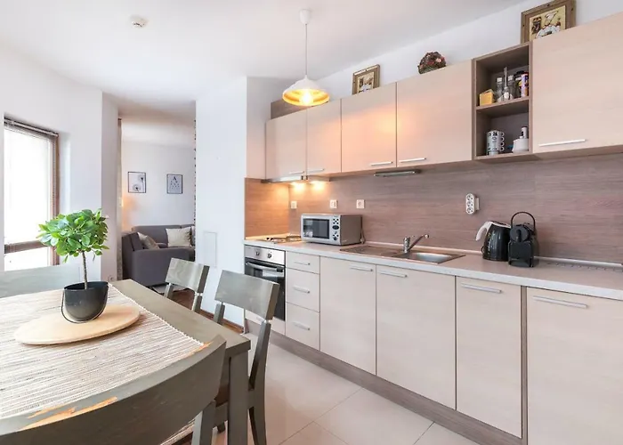 ★ Chic & Elegant 1 Bedroom In Eagle's Nest Complex ★ Close To Gondola And Bar Street Apartman Banszko