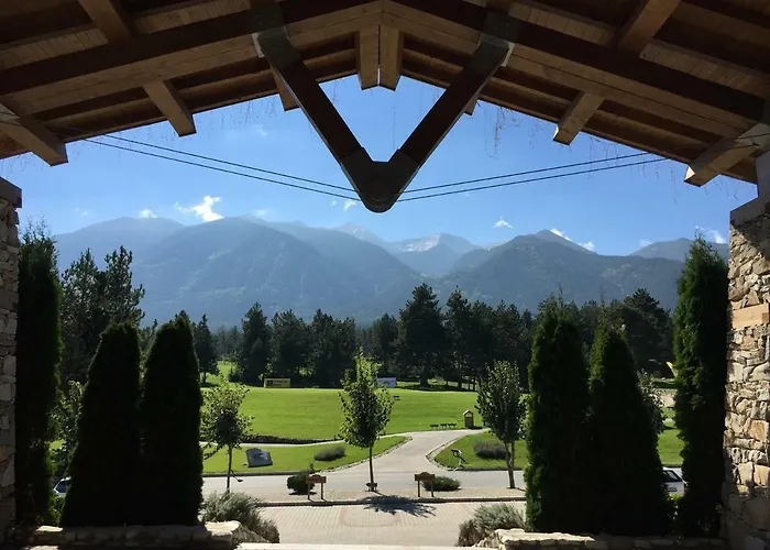 ★ Chic & Elegant 1 Bedroom In Eagle's Nest Complex ★ Close To Gondola And Bar Street